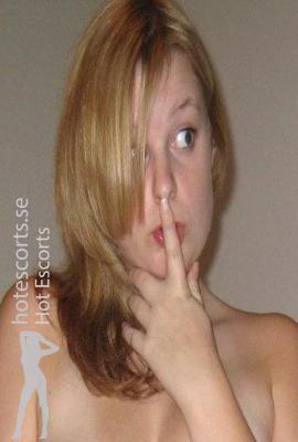 Lockande Tova  Escort Farsta