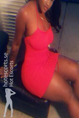 Mjuka Elenya  Escort Borås