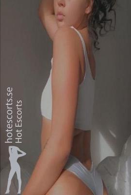 Sammetslena Tindra  Escort Skokloster