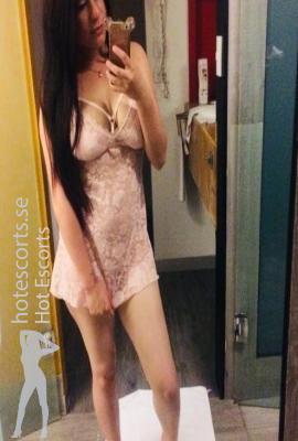 Sensuella Alva Escort Torslanda